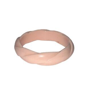 Art Deco Mid Century Pale Bubblegum Pink Swirl Bakelite Bangle Bracelet